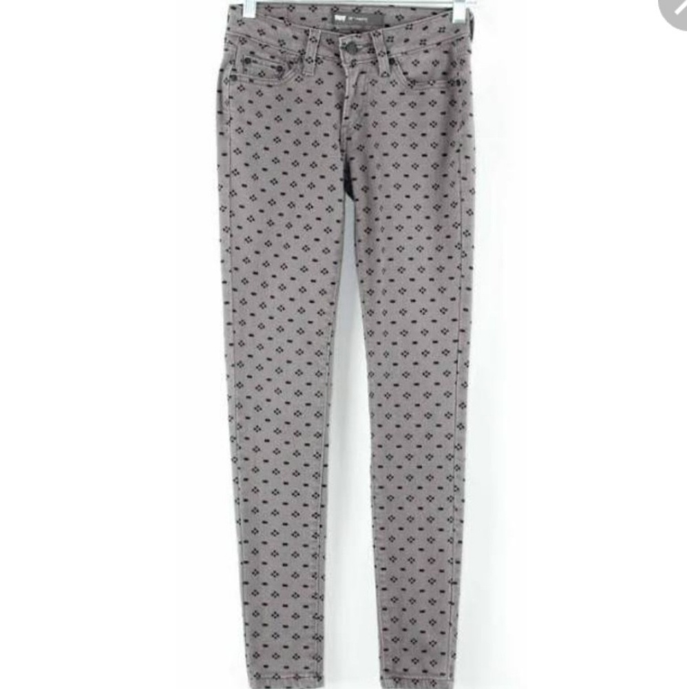 💥💥 Trendy Levi's Leggings